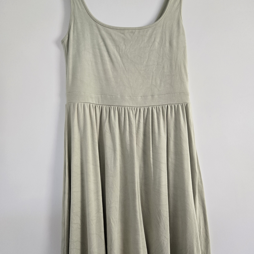 Wilfred Light Green Sleeveless Top